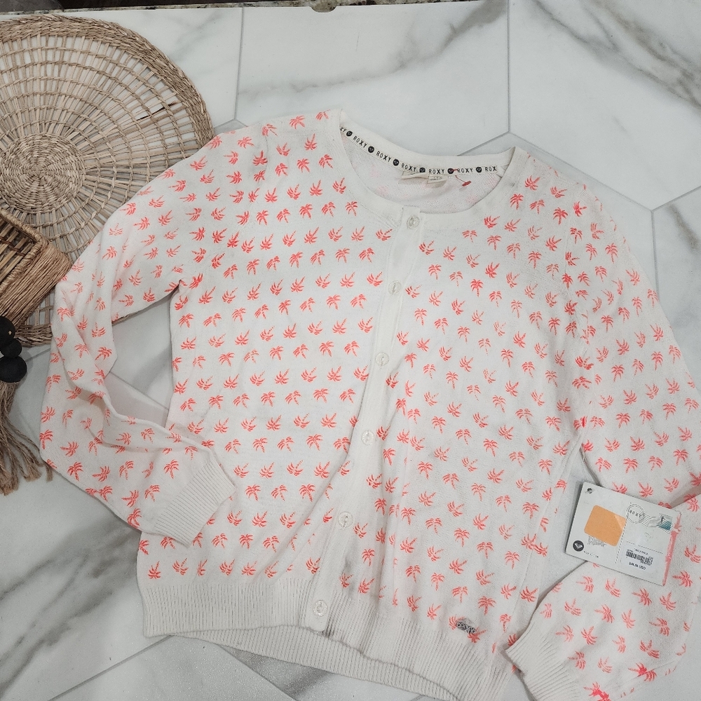 Women's White and Pink Patterned Sweater